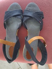 Tommy hilfiger keilsandalen gebraucht kaufen  Beratzhausen