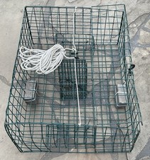 Usado, ARMADILHA PARA CARANGUEJO-ENTRADA DUPLA LATERAL-REVESTIDO DE VINIL VERDE-ESTILO HOTEL-24”L X 18”W X9”H-W/CORDA comprar usado  Enviando para Brazil