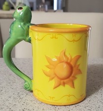 Caneca de café Disney Tangled Rapunzel Pascal Lantern Luminaria Sun RARA comprar usado  Enviando para Brazil