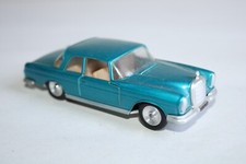 Solido voiture mercedes d'occasion  Briare