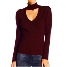Women size small for sale  Genoa City