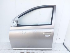 670020d100 porta anteriore usato  Torre del Greco