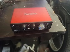 Focusrite Scarlett Solo 1ª Geração Pacote de Gravação – Interface de Áudio, Microfone, Fones de Ouvido comprar usado  Enviando para Brazil