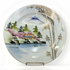 Usado, Antigo prato de jantar Kutani pintado à mão porcelana 10” Mt Fuji bambu colorido Japão comprar usado Usado, Antigo prato de jantar Kutani pintado à mão porcelana 10” Mt Fuji bambu colorido Japão comprar usado  Enviando para Brazil