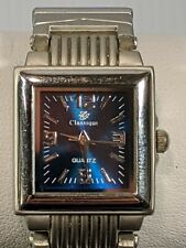 Relógio social feminino clássico pulseira cor prata rosto azul. 11.980 comprar usado Relógio social feminino clássico pulseira cor prata rosto azul. 11.980 comprar usado  Enviando para Brazil