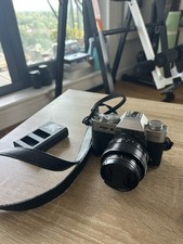 Fujifilm t30 xf35mm for sale  WOKING
