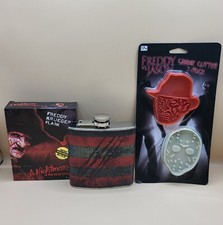 Cortadores de biscoito Nighmare on Elm Street Freddy Krueger Flask Freddy Vs Jason - Novo comprar usado  Enviando para Brazil