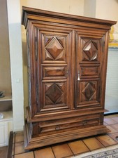 Armoire louis xiii d'occasion  Fabrègues
