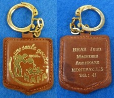 Porte clés cuir d'occasion  Beaucaire