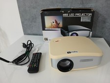 Mini led projector usato  Valenzano