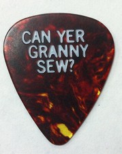 IRON MAIDEN Can Yer Granny Sew? Escolha de guitarra DAVE MURRAY concha de tartaruga comprar usado  Enviando para Brazil