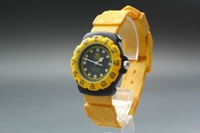 *Perto de ESTADO PERFEITO+++* TAG HEUER Formula 1 380.513/1 relógio de quartzo data preto e amarelo comprar usado  Enviando para Brazil