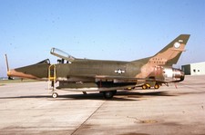 Usado, Slide colorido Kodak original USAF F-100C 54-2009 174 TFS comprar usado  Enviando para Brazil