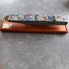 maquette abeille d'occasion maquette abeille d'occasion  Donzy