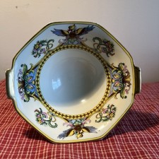Tigela de servir em um pedestal - Porcelana Noritake com design floral comprar usado Tigela de servir em um pedestal - Porcelana Noritake com design floral comprar usado  Enviando para Brazil