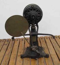 Usado, OLD LOLLIPOP 220 Volts ventilador CA, PARA RESTAURAÇÃO, FALTA DE GAIOLA E LÂMINA, NÃO TESTADO comprar usado  Enviando para Brazil