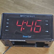 Emerson Smartset Carga Inalámbrica y Radio FM - Reloj Despertador - NEGRO segunda mano  Embacar hacia Mexico