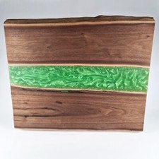 Tábua de cortar madeira de acácia grande com efeito esmeralda bruta listra epóxi 19x16 polegadas comprar usado  Enviando para Brazil