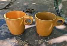 Tasse mug bakélite d'occasion  Voves