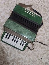 Fisarmonica vintage verde usato  Bitonto