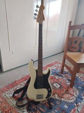 Aria pro four for sale  MIDDLESBROUGH