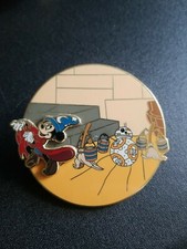 Pin Fantasia Disney Star Wars Fantasia Sorcerer Mickey, BB-8 Invades-LE 33 comprar usado  Enviando para Brazil