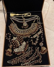 Full bridal jewellery for sale  HALIFAX