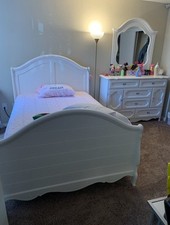 Girls bedroom set for sale  Las Vegas