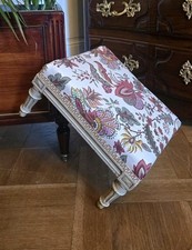 Petit tabouret style d'occasion  Thorigny-sur-Oreuse