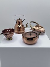 Itens de cozinha em miniatura de cobre - panela, chaleira, suporte de tronco para lareira e coador comprar usado  Enviando para Brazil