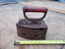 3 PEÇAS. ROUPAS DE FERRO ANTIGAS VINTAGE AÇO BRASAS DE CARVÃO MADEIRA. COMPRE 1, 2 OU 3 PEÇAS comprar usado  Enviando para Brazil