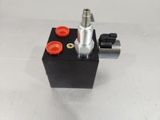 Hydraulic valve diverter for sale  Hankinson