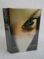 Usado, SIGNED Stephenie Meyer THE HOST 2008 Little, Brown & Co., Boston First Edition comprar usado Usado, SIGNED Stephenie Meyer THE HOST 2008 Little, Brown & Co., Boston First Edition comprar usado  Enviando para Brazil