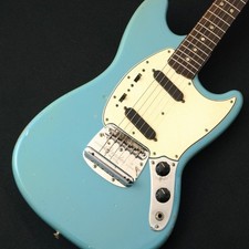 Fender mustang blue d'occasion  Expédié en Belgium