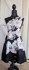 Robe asymétrique originale d'occasion  Lodève