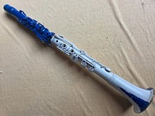 Clarinete vintage de madeira furo aberto 4 anéis, pintado de branco e azul, usado comprar usado Clarinete vintage de madeira furo aberto 4 anéis, pintado de branco e azul, usado comprar usado  Enviando para Brazil