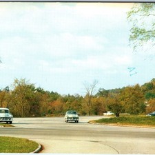 Usado, C1950s Hawthorne, NY Circle Roundabout Traffic Ford Chevy Cars Chrome PC A319 comprar usado  Enviando para Brazil