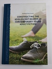 Critical Approaches to Children's Literature Constructing the Adolescent Gruner comprar usado  Enviando para Brazil