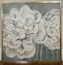 White flowers wall for sale  Las Vegas
