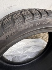 205 40 17 pirelli usato  Volvera