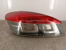 Feu arriere principal d'occasion  Elven