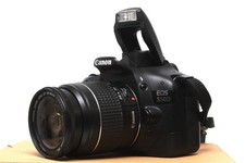 Canon EOS 550D 18 MP FULL HD DSLR z obiektywem Canon EF 28-80mm II i dodatkiem na sprzedaż  Wysyłka do Poland