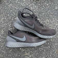 Men nike revolution for sale  Birch Run