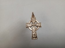 Carat yellow gold for sale Carat yellow gold for sale  COULSDON