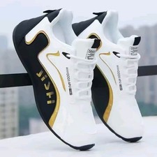 Men fashion sneakers usato  Settimo Milanese
