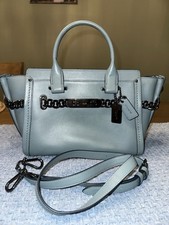 Bolsa de ombro COACH SWAGGER 27 satchel couro glovetanned CLOUD azul 59542, usado comprar usado  Enviando para Brazil
