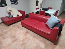 Divano rosso pelle usato  Cinisello Balsamo