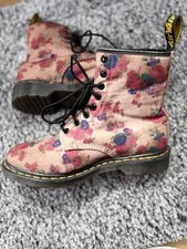 Dr. martens castel for sale  SOUTHAMPTON