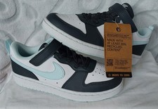 Nike court borough gebraucht kaufen  Trinwillershagen