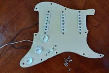 Seymour duncan yngwie for sale  Springdale